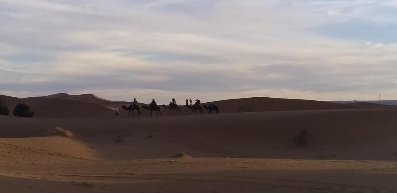 Hotel Maison Bedouin Merzouga Esterno foto